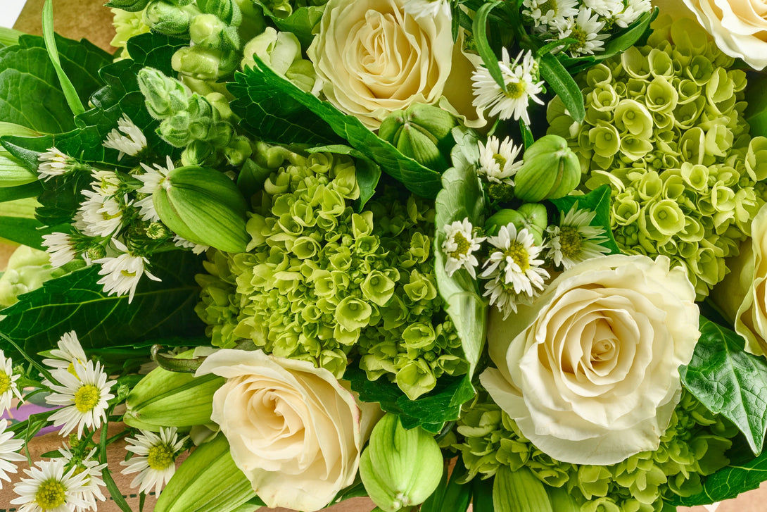 white bouquet flowers